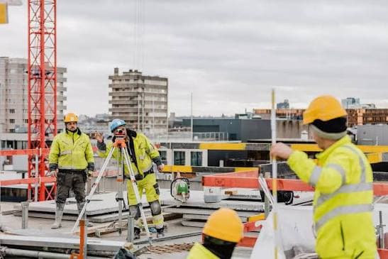 Équipe NG Solution Bâtiment sur un chantier